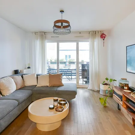 Cosy T3 With Terrace In - Welkeys *
